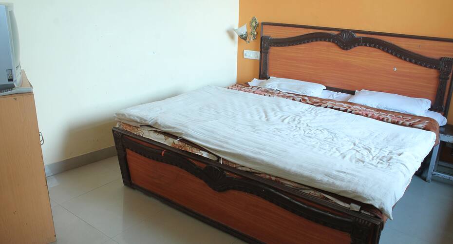 Hotel Ajay, Mussoorie 4